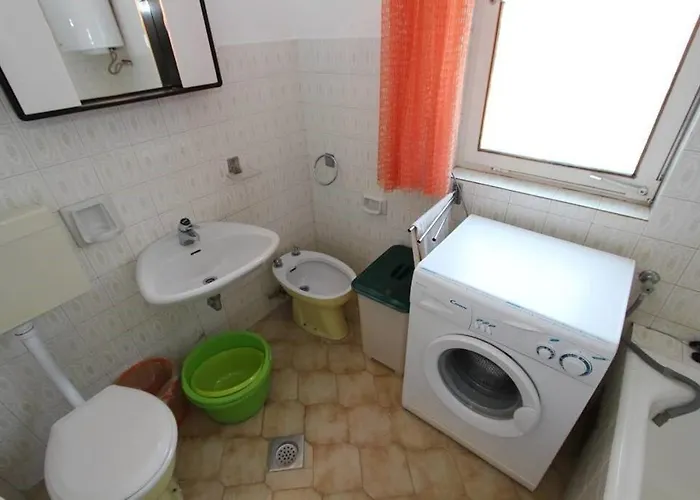 House Paulina Banjole